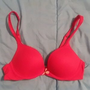 VS Red Push-up Bra